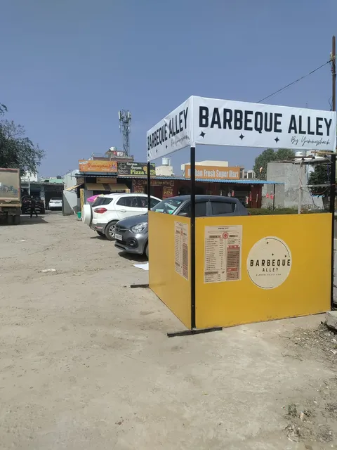 Barbeque Alley - Tandoori Chicken, Malai Chaap, Biryani and More