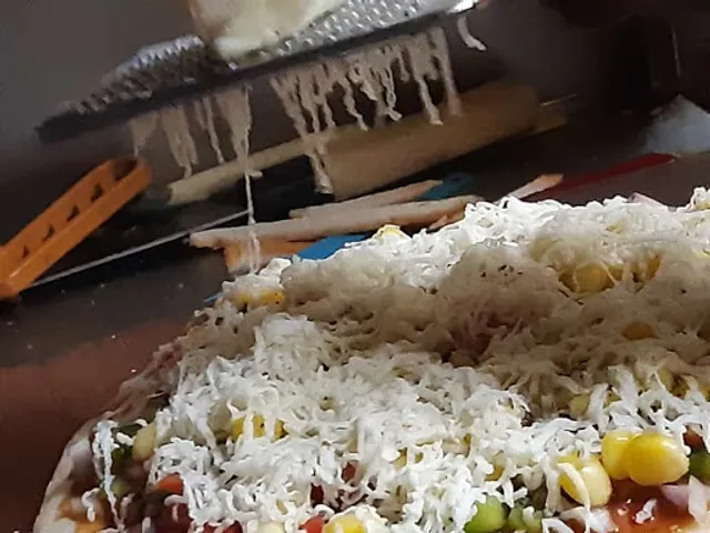 Madhan Sandwich Zone