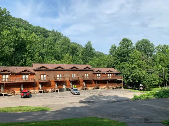 Tellico River Retreat