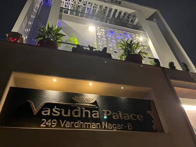 Hotel Vasudha Palace