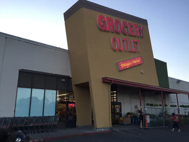 Grocery Outlet