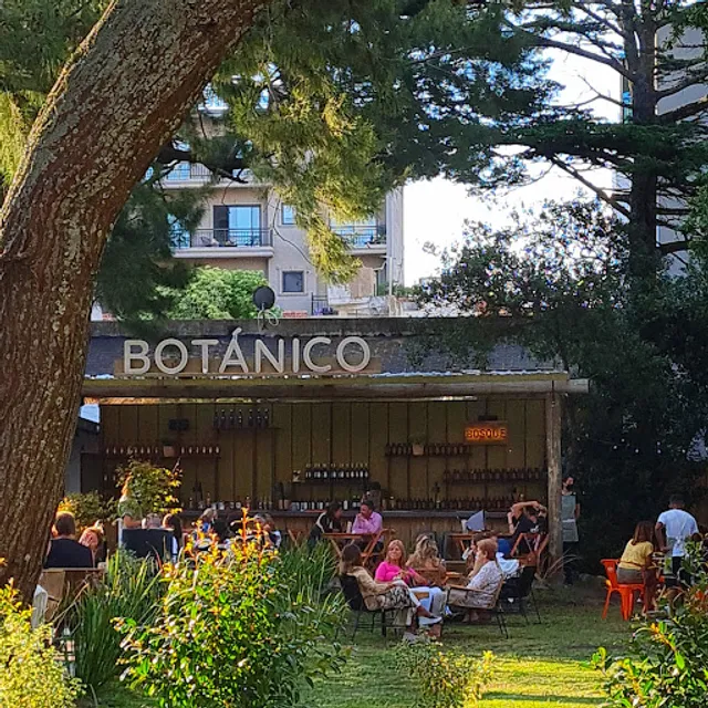 BOTÁNICO