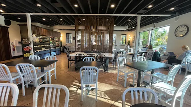 Well & Good Cafe - Tigard