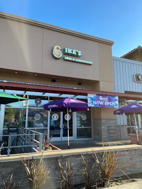 Ike's Love & Sandwiches