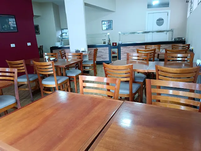 Emília Restaurante e Rotisseria