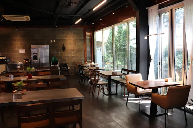 Ji & TOBICO (지앤토비코)