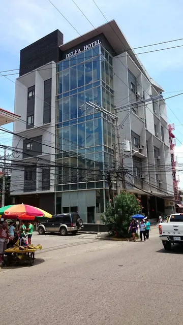 Adelfa Hotel