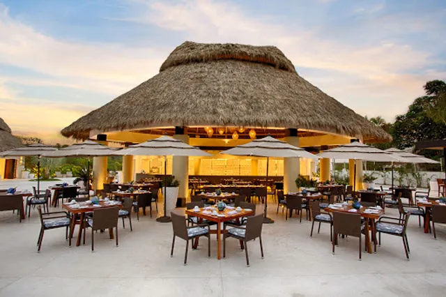 Mozzamare Beach Club