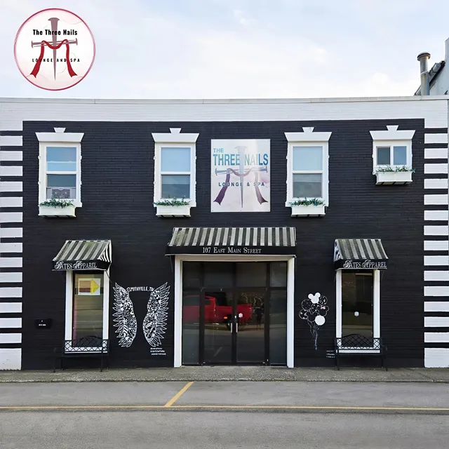 The Three Nails Lounge And Spa