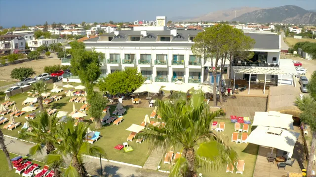 Dolunay Suit & Beach