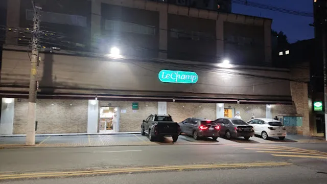 Le Champ de Ble Breads and Pastries