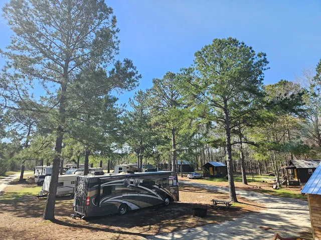 Leaning Pines Campground and Cabins