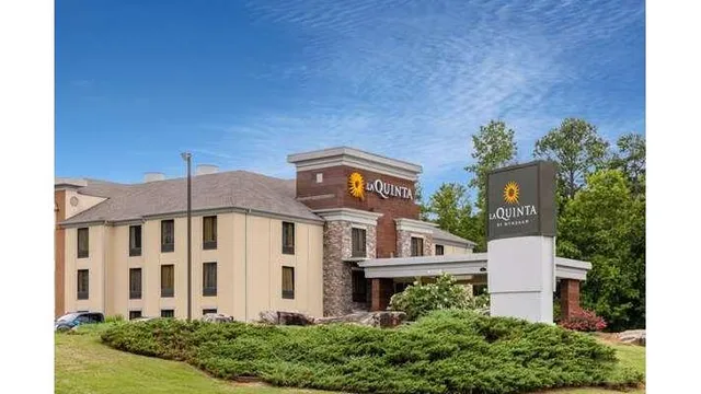 La Quinta Inn & Suites by Wyndham Covington