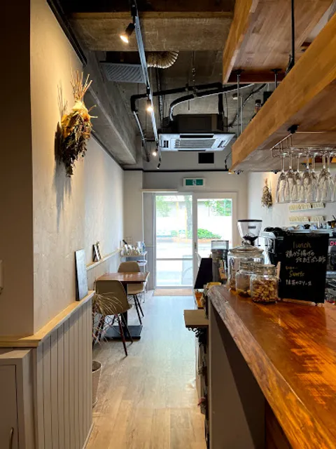 ua+ (ｳｰｱﾌﾟﾗｽ)