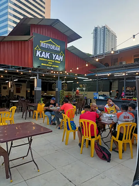 Restoran kak yah kg baru