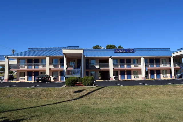 Royal Inn Douglasville