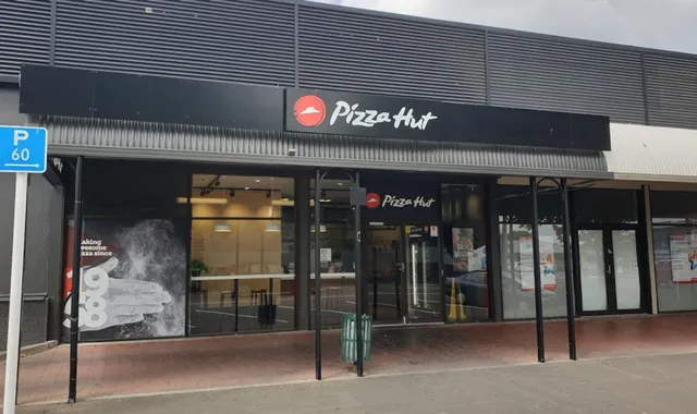 Pizza Hut Palmerston North Broadway