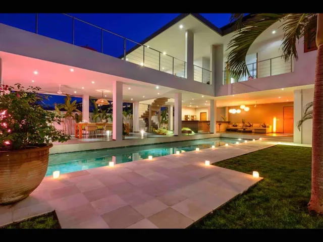 Turquoise Villa Seminyak Bali