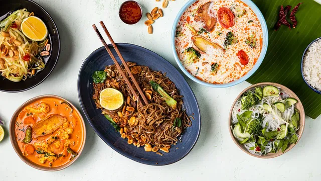 Thai line kitchen | קייטרינג אסיאתי | סדנאות בישול תאילנדי | שף מידד קונפורטי