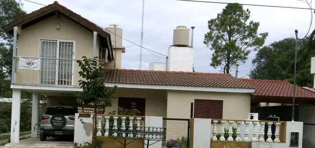 LAS 4 ESTRELLAS ROJAS