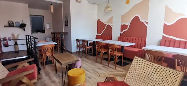 L'entre deux, Café & restaurant