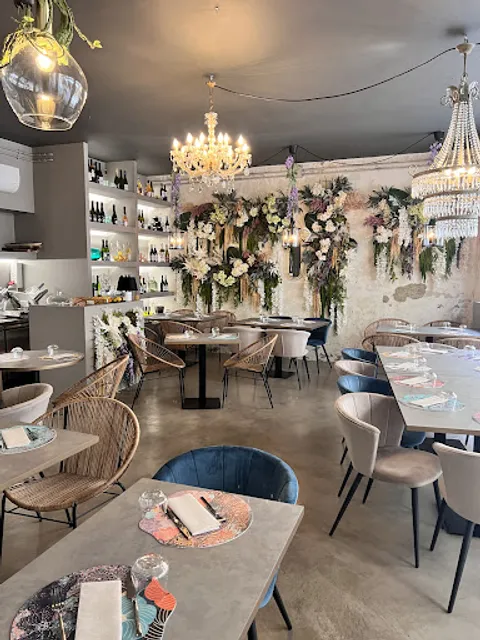 Rabbit Rabbit Bistrot