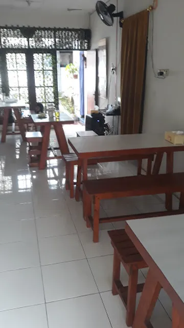 Sop Konro, Coto Makasar