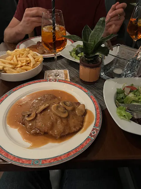 Gasthaus Backendorf, "Beim Heidi"
