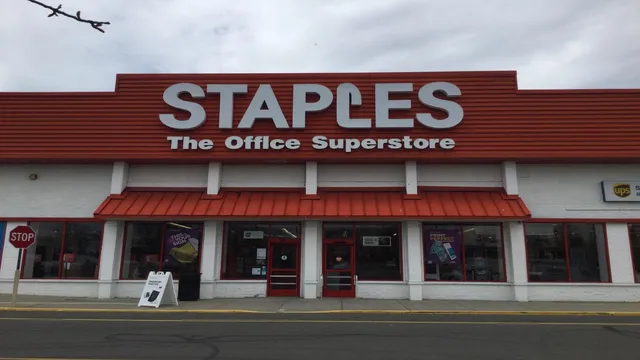 Staples