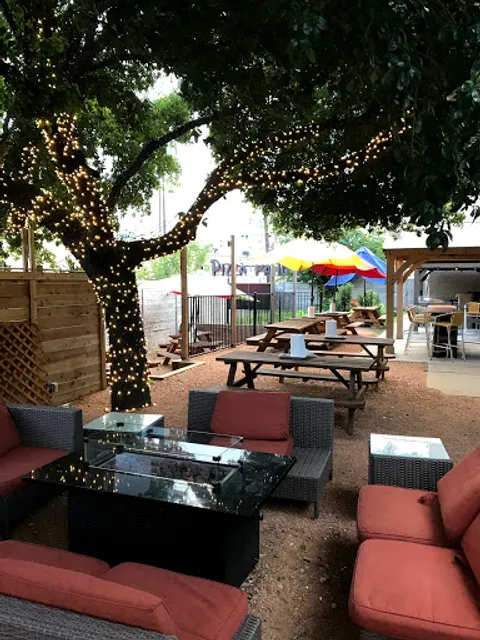 3 Barrels Beer Garden