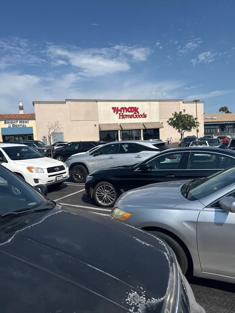 T.J. Maxx & HomeGoods