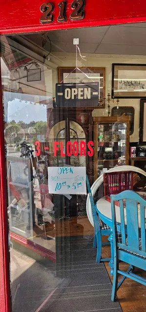 Laughing Loon Emporium