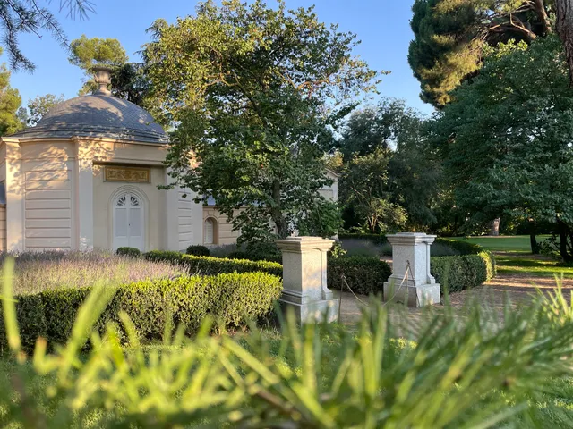 Abejero de El Capricho