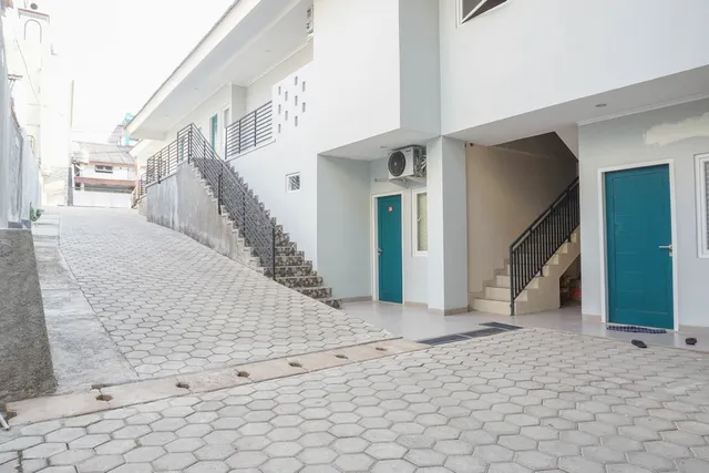 Residences by RedDoorz near MT Haryono (Minimum Stay 6 nights)