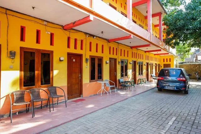 RedDoorz Syariah near Ramayana Pekalongan