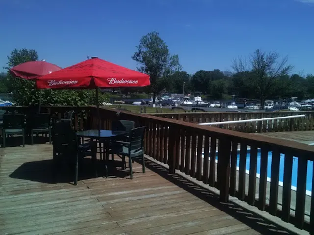 Docks Grill At Pirates Cove Marina