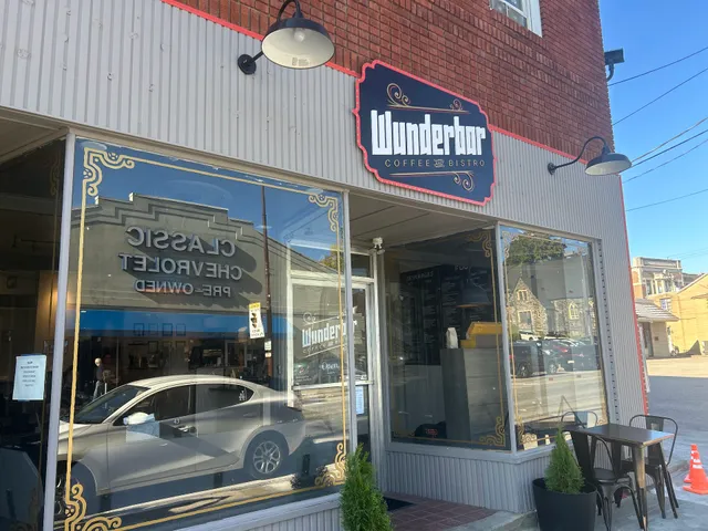 Wunderbar Coffee and Bistro