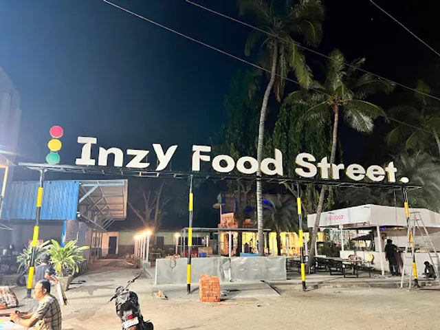 Inzy food street