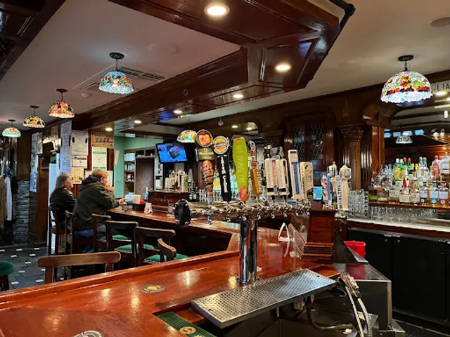 The Playwright Irish Pub Restaurant &Banquet Facility