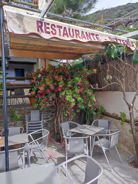 Restaurante Pizzería El Castaño