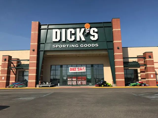 DICK'S Sporting Goods