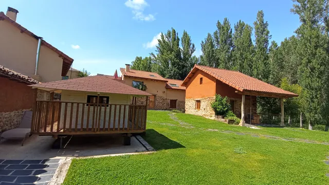 Apartamentos Rurales Villa la Roza