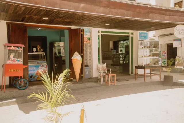 Mango Restaurant&Apartment Hotel