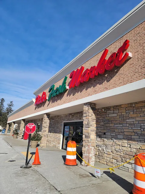 Dick’s Fresh Market