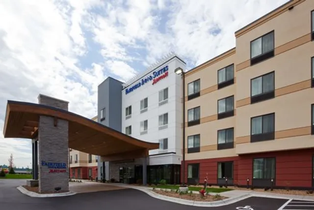 Fairfield by Marriott Inn & Suites St. Paul Northeast
