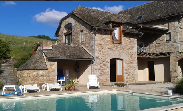 Gîtes Les Hauts de Belcastel