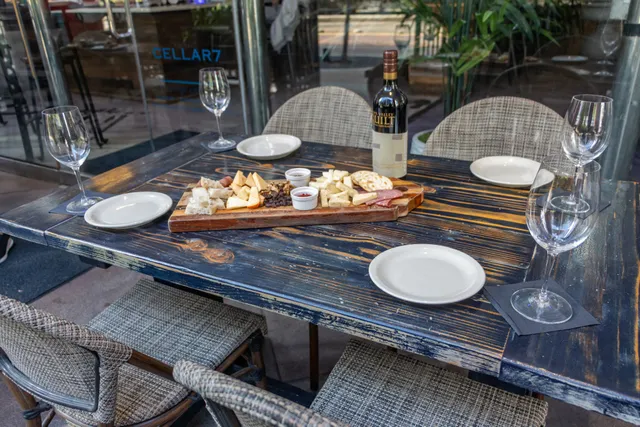 District7 Restaurant & Market