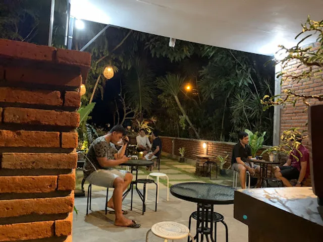 Sayana Coffee & Nature Space