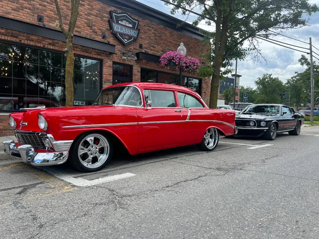 LaFontaine Classic Cars