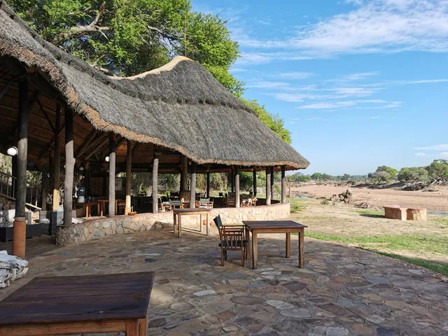 Ruaha River Lodge